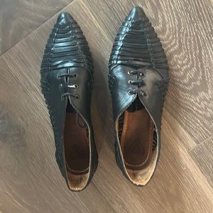 John Fluevog - black woven leather lace up flats